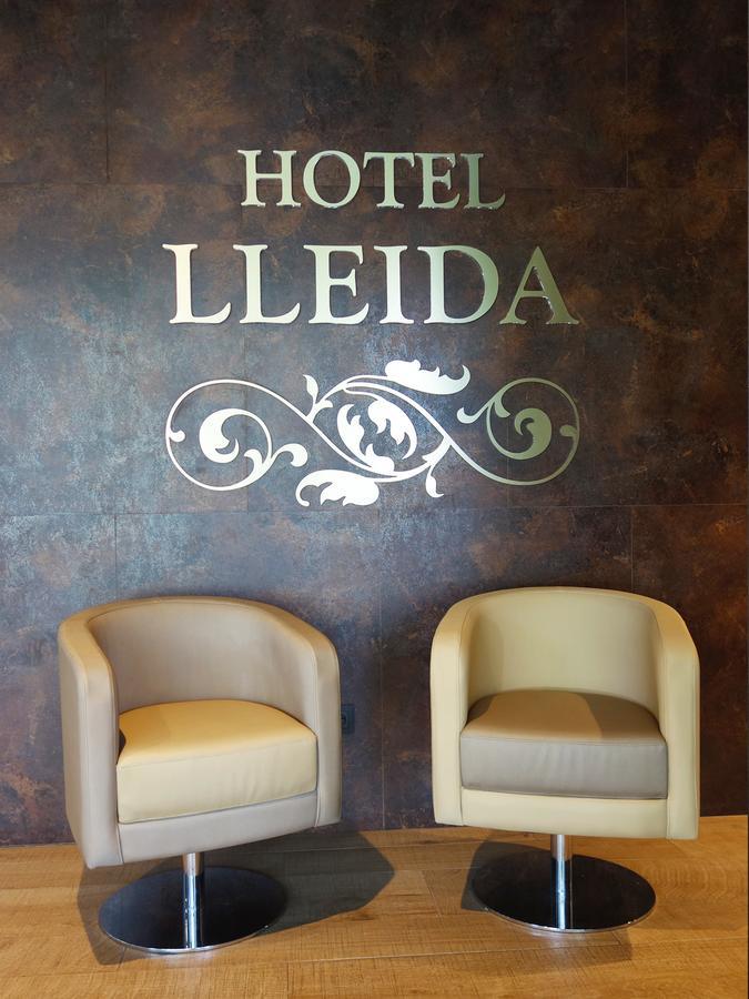 Hospedium Hotel Lleida Graus Exterior photo